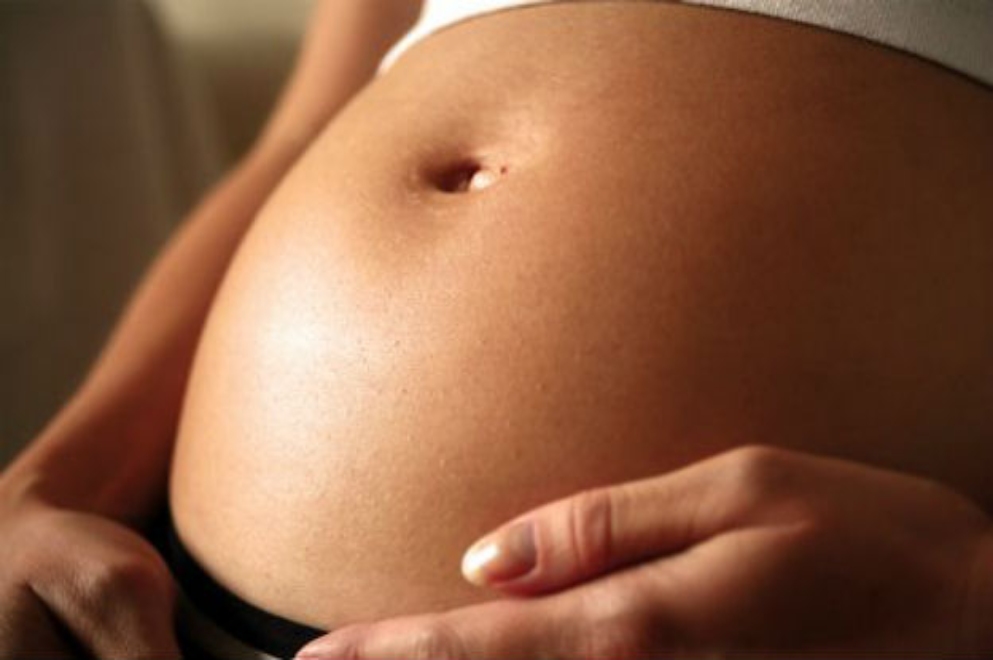 Nueva vacuna para embarazadas: protege de enfermedades respiratorias al bebé 