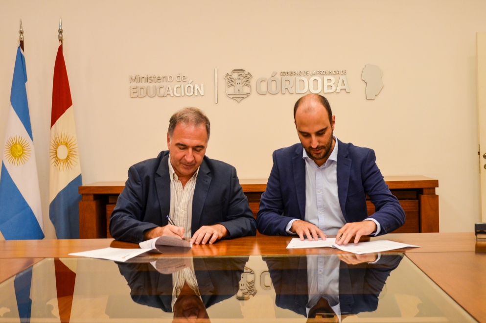Estudiantes secundarios podrán aprender idiomas de manera virtual