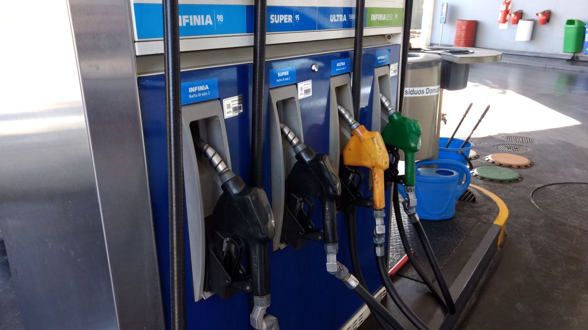 YPF amentó hasta un 0,25% el combustible