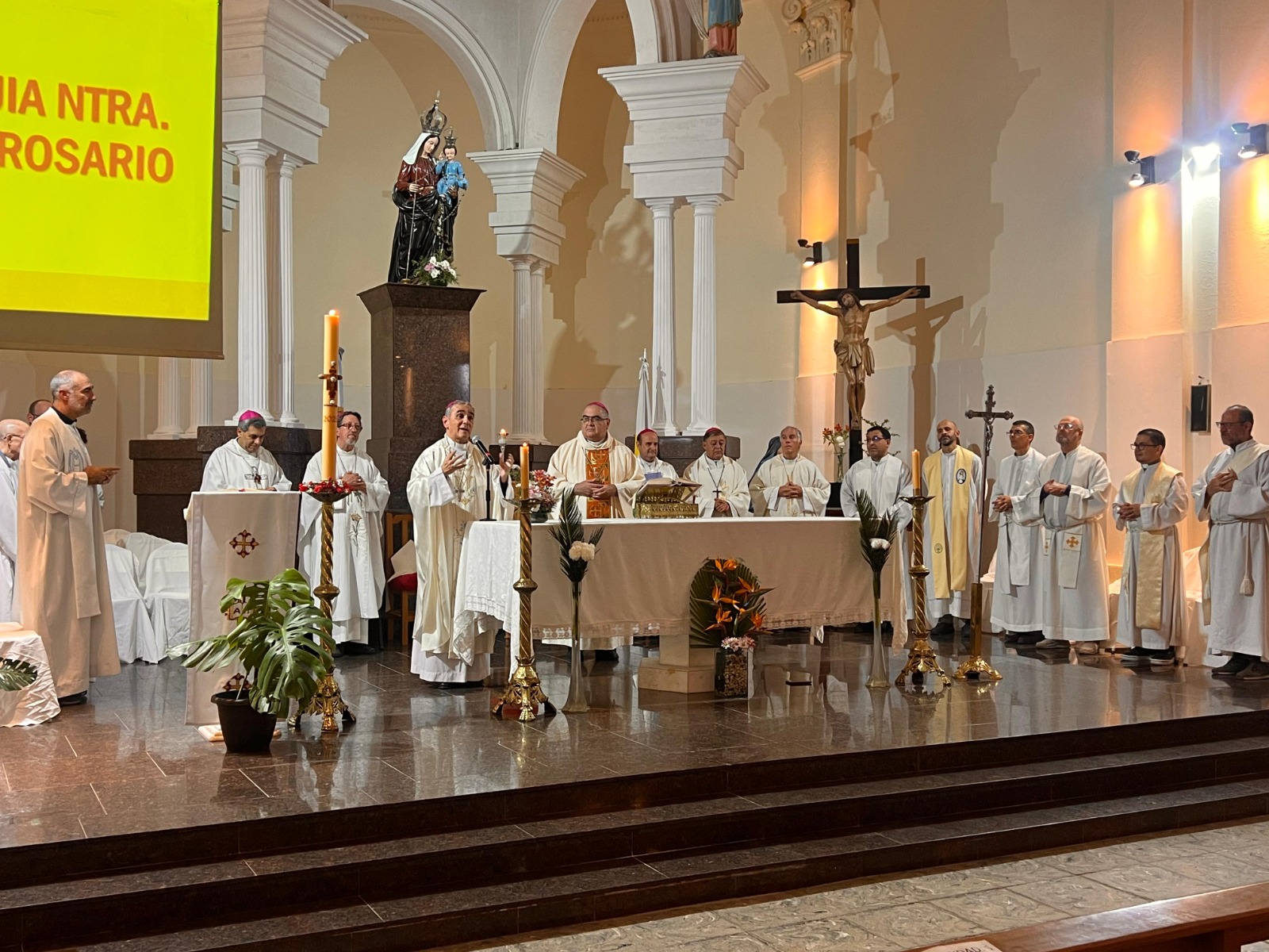 Se lanzó la misión pastoral en Villa Nueva con presencia de obispos de Córdoba