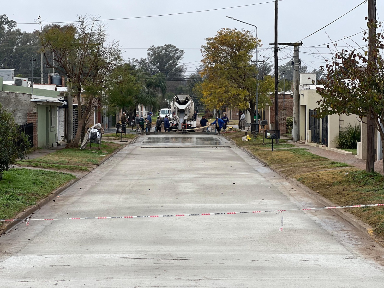 Continúa la pavimentación en el barrio Centro Empleado de Comercio