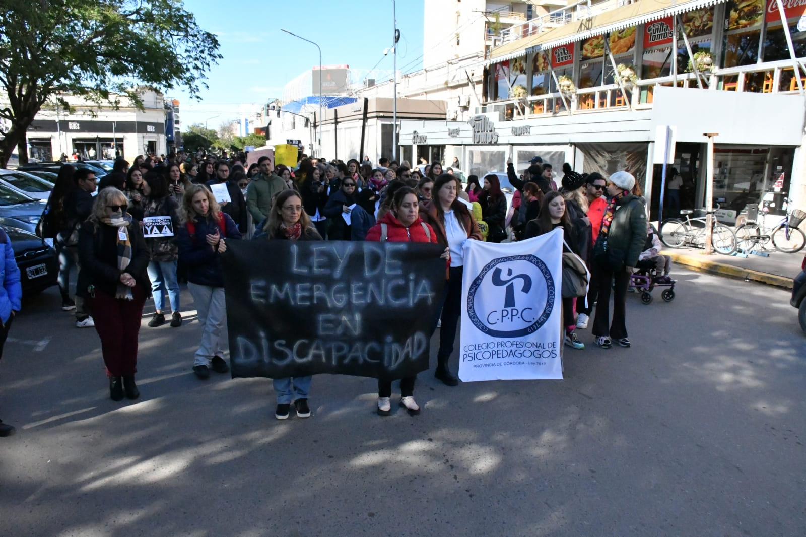Movilizan en rechazo al veto de la Ley de Emergencia en Discapacidad