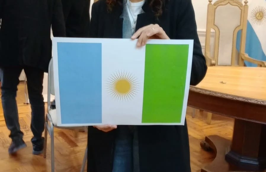 Villa María: este miércoles izarán la nueva bandera en la Plaza Centenario
