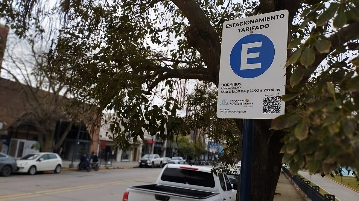 Hasta fin de año no se cobrará el estacionamiento medido los sábados