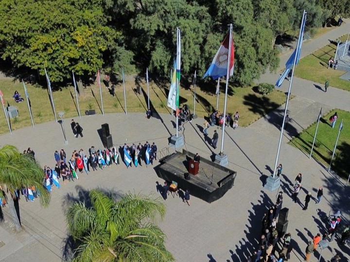 Mañana se realizará la promesa a la bandera cordobesa en la Plaza