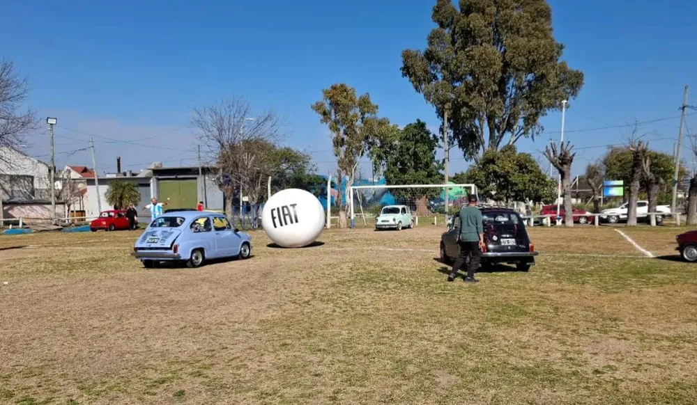 Villa Nueva tendrá su primer partido de fútbol con Fiat 600