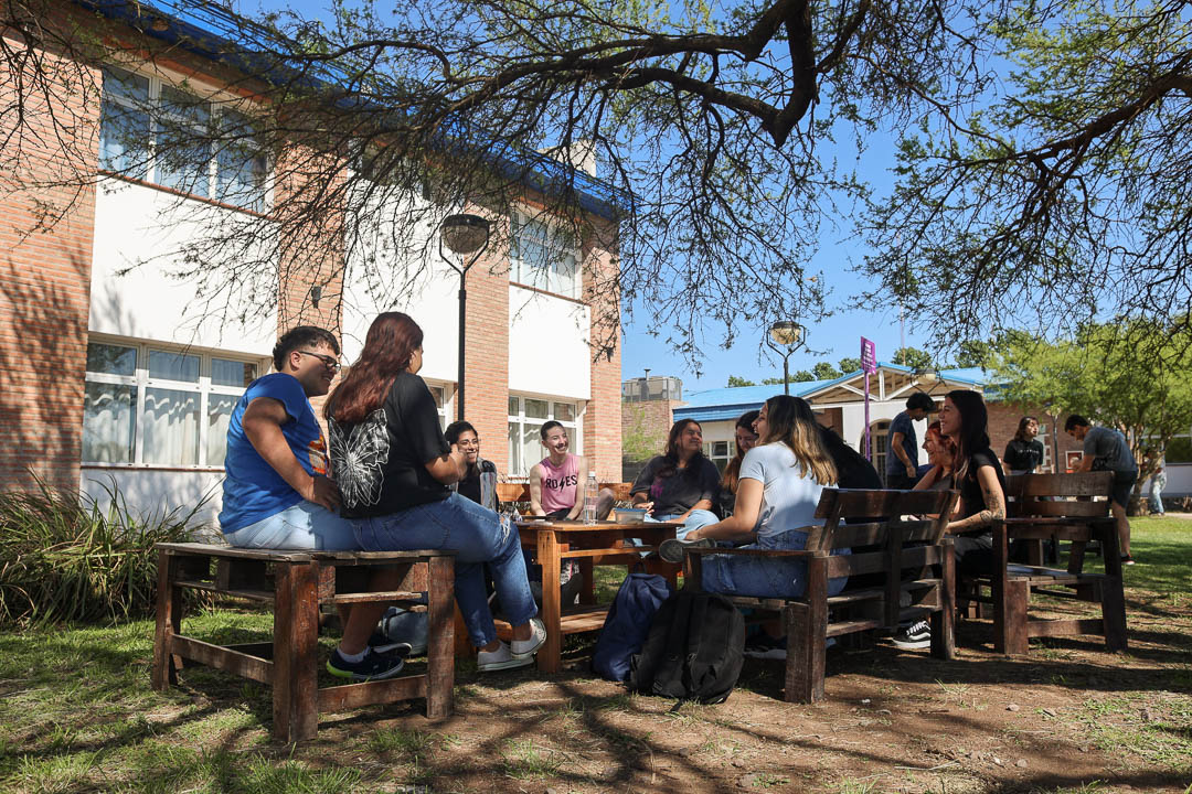 Villa Nueva abrió las Becas de Ayuda Económica para estudiantes de la UNVM
