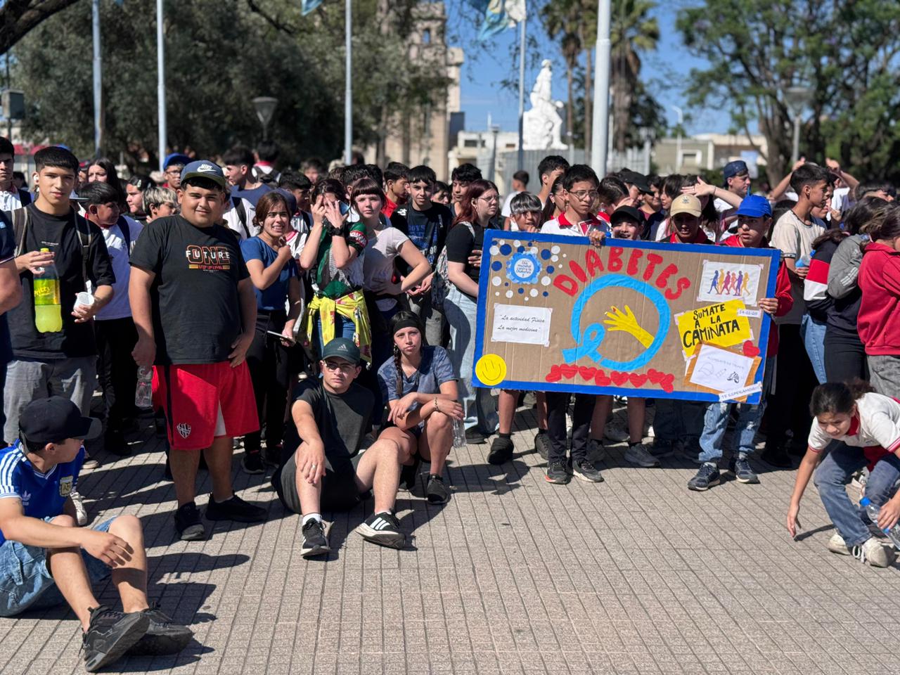 El IPET 322 realizó una Caminata por el Día Mundial de la Diabetes