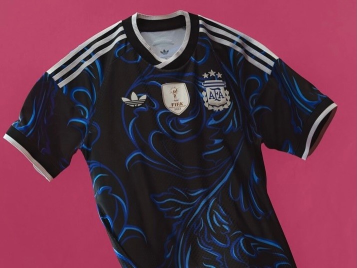 La Selección Argentina presentó la camiseta alternativa para el Mundial 2026