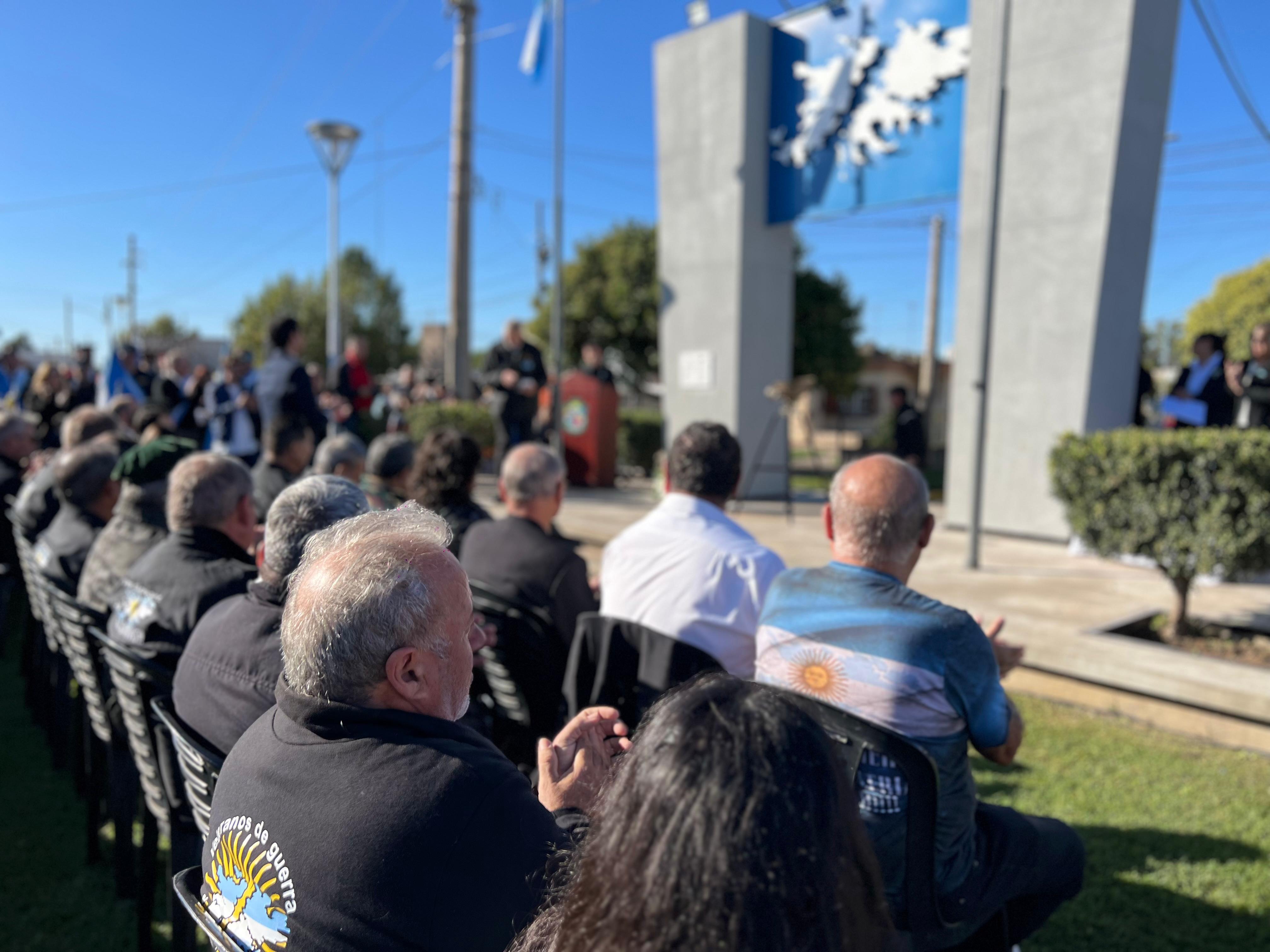 Villa Nueva le rinde homenaje a los Veteranos y Caídos de la Guerra de Malvinas