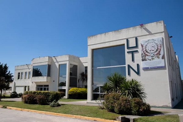 La UTN Villa María renueva autoridades e inaugura obras