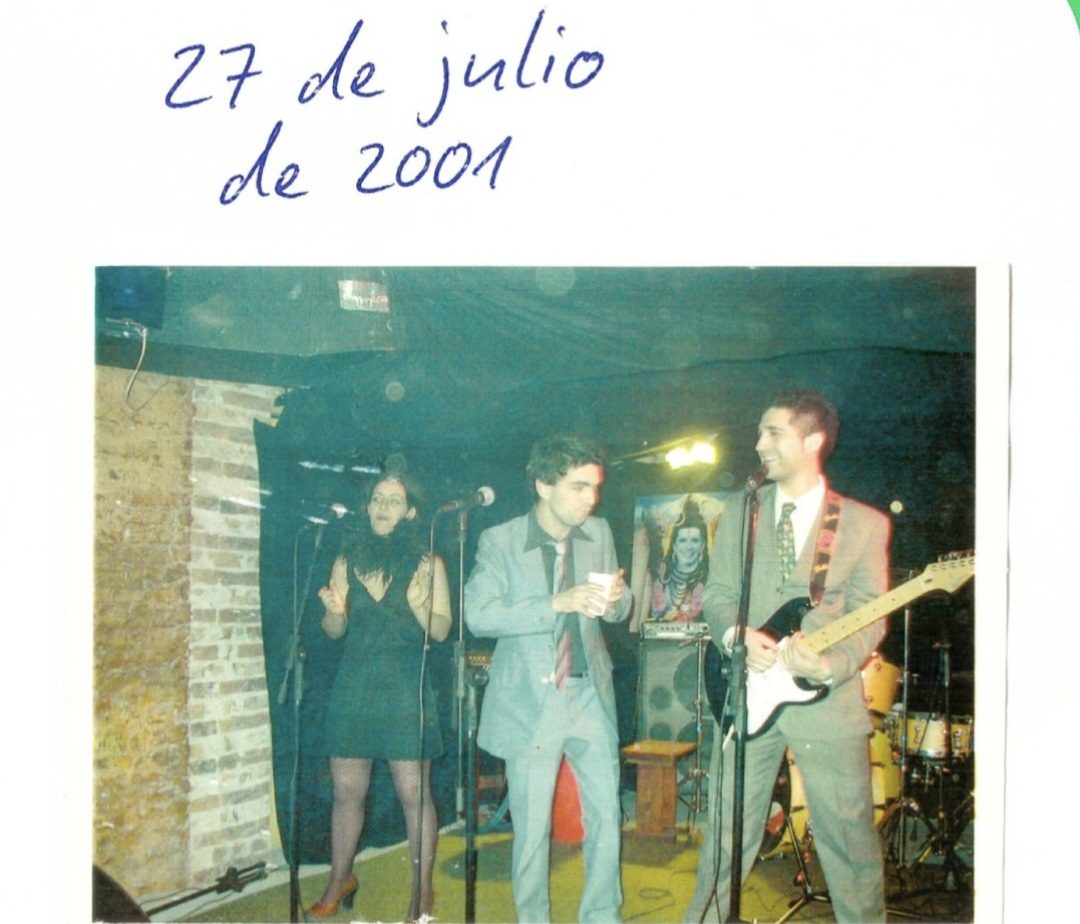Miranda volvió a sus orígenes y compartió una postal de su debut para celebrar sus 25 años