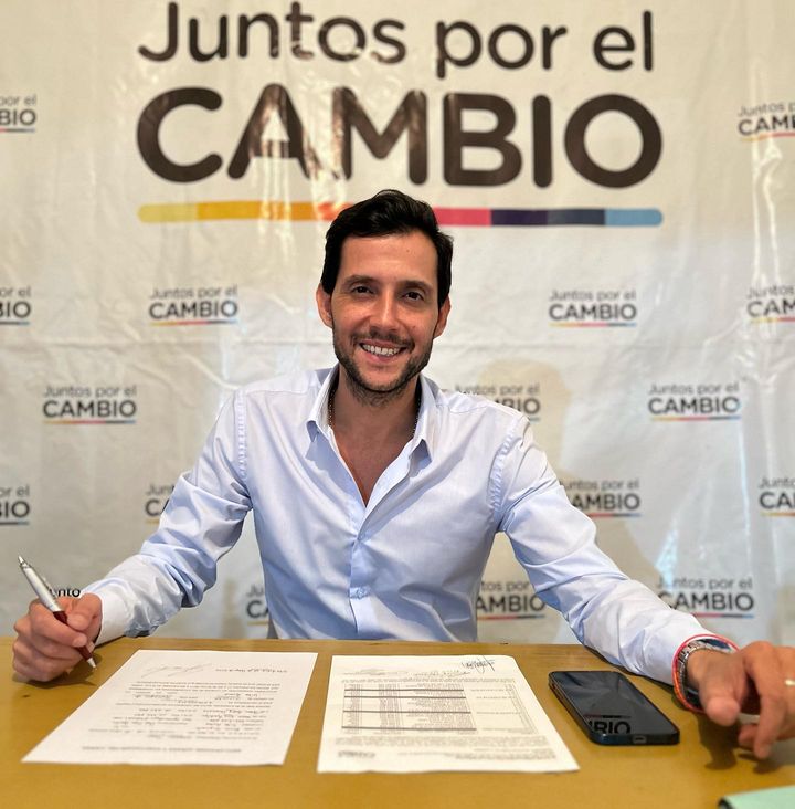 Ignacio Tagni formalizó su candidatura a intendente