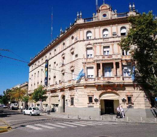 Uno por uno los candidatos que disputarán la intendencia en Villa María       