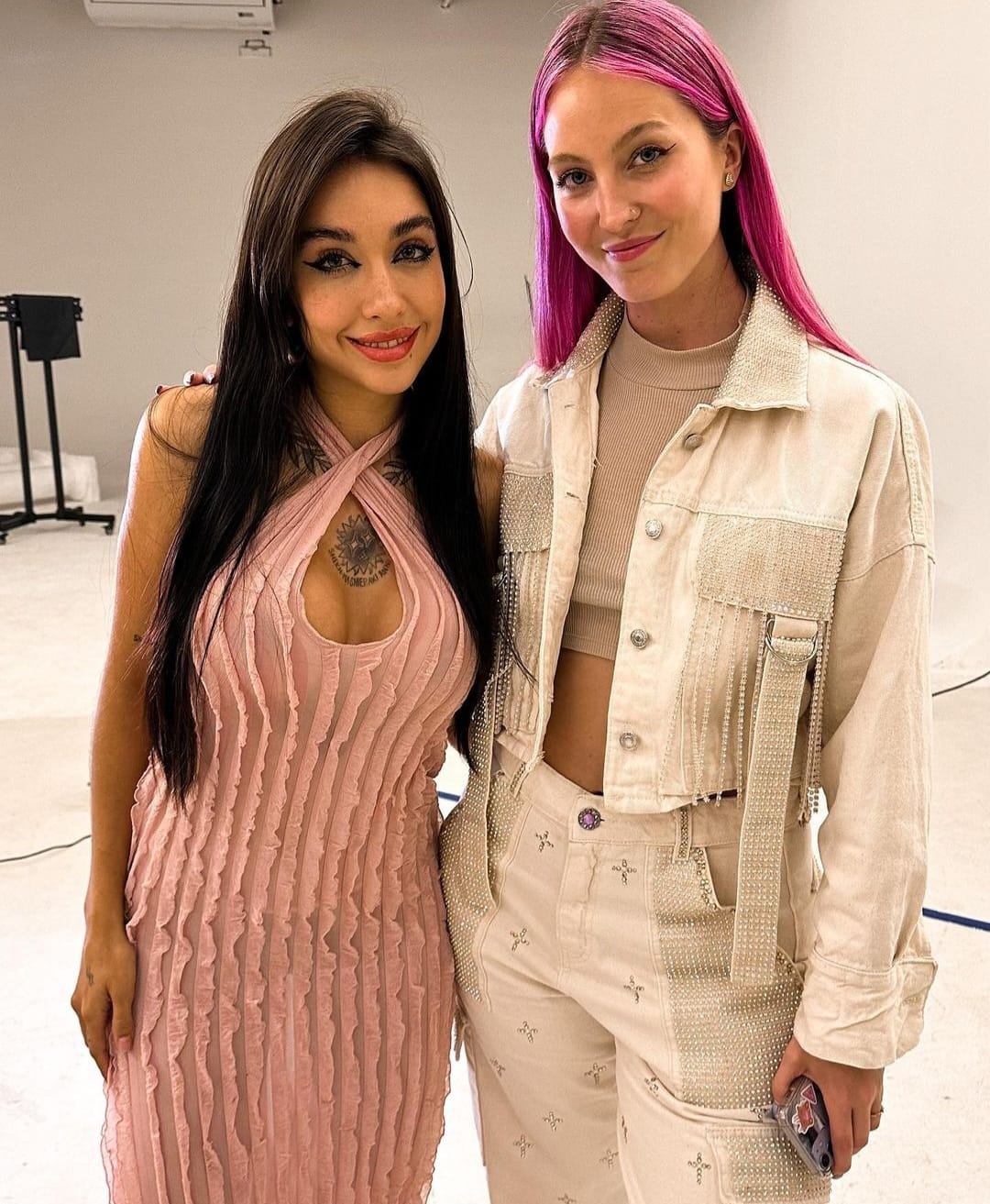 La artista villamariense Ana Sibona entrevistó a María Becerra