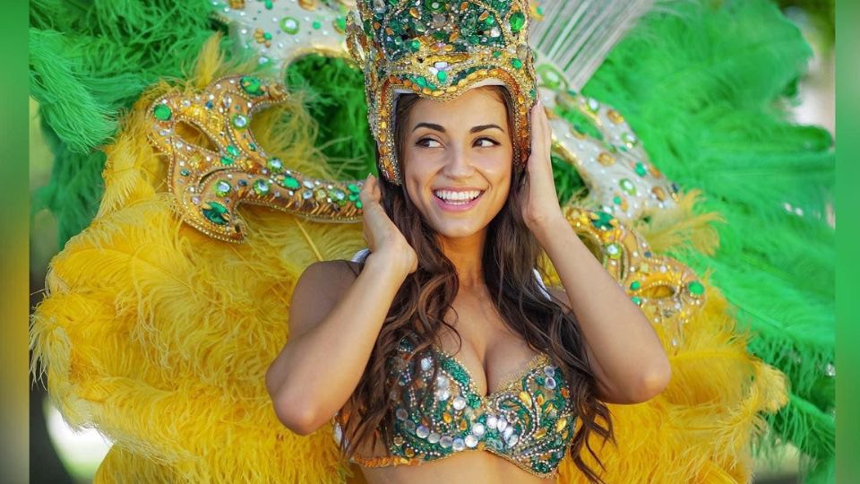 Gina Casinelli confirmada como conductora del los Carnavales Gigantes 2024