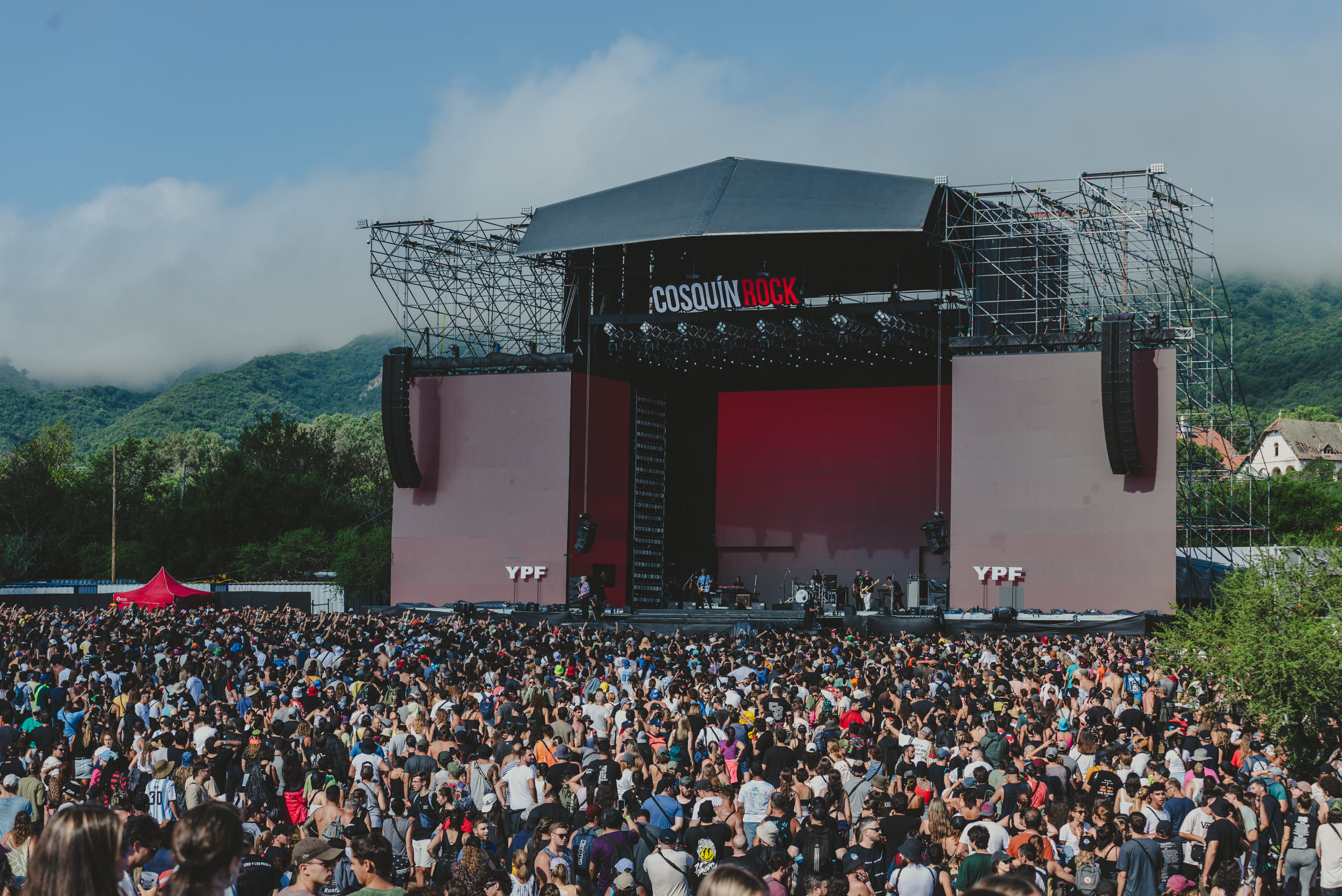 Cosquín Rock: más de 100 mil personas pasaron por el latido de la montaña