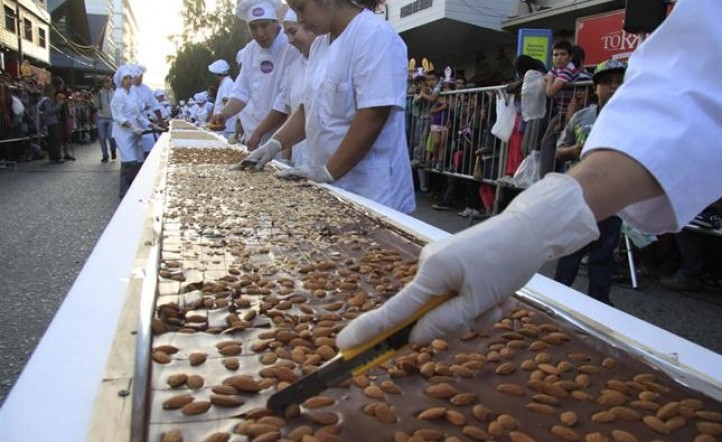 Bariloche realizó una barra de chocolate de más de 200 metros 