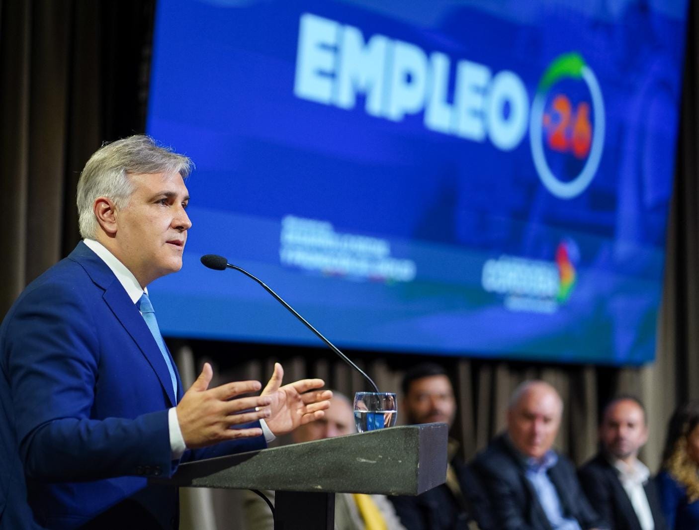 La Provincia largó un plan de empleo para personas mayores de 26 años
