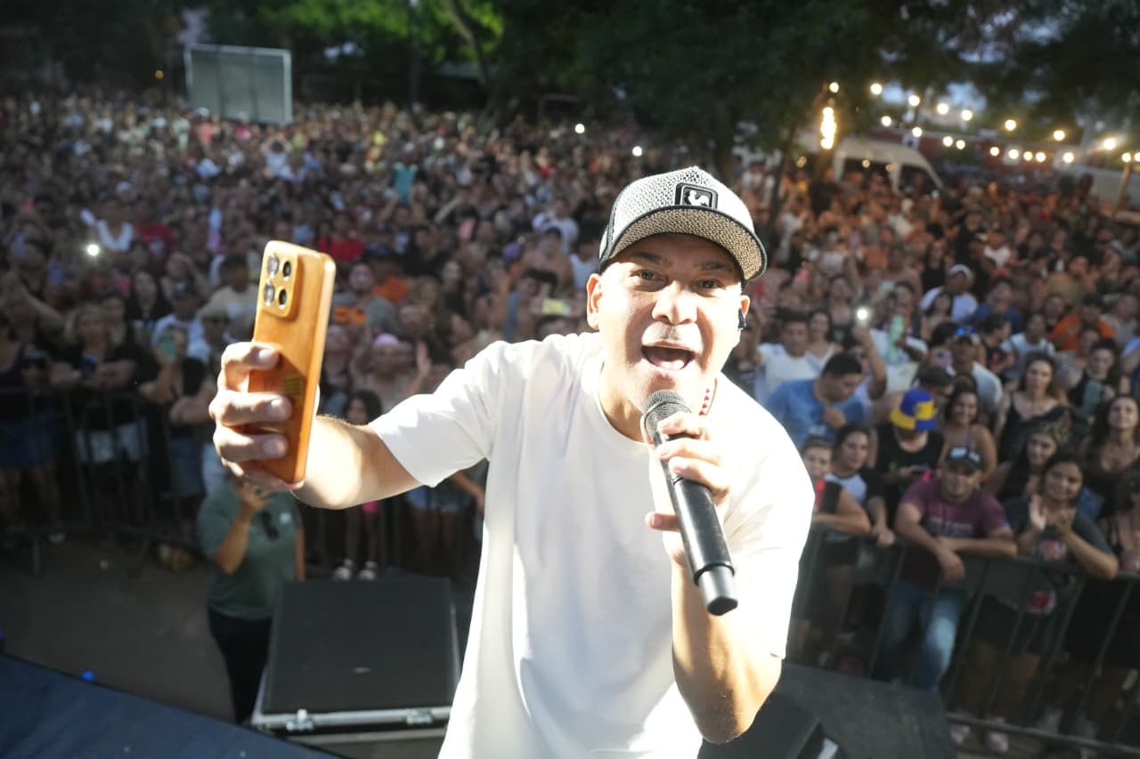 Villa María: la Pepa Brizuela hizo vibrar la Playita del Santa Ana