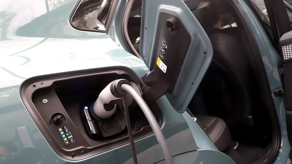 Cedulones: exención del 50% para autos eléctricos en Villa María