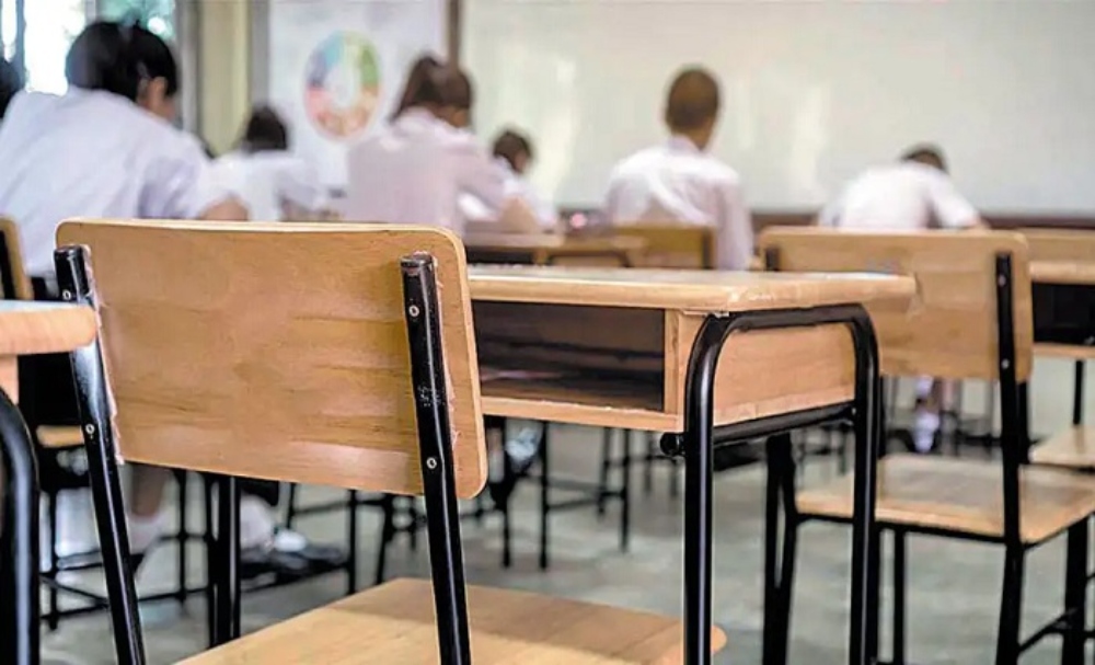 Escuela secundaria puso tope de faltas: 20 inasistencias por año