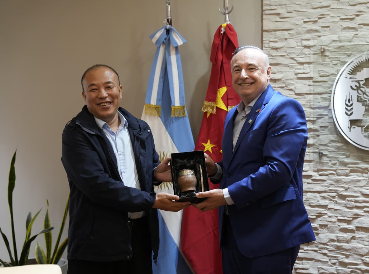 Accastello recibió a una empresa china que podría invertir 400 millones de dólares