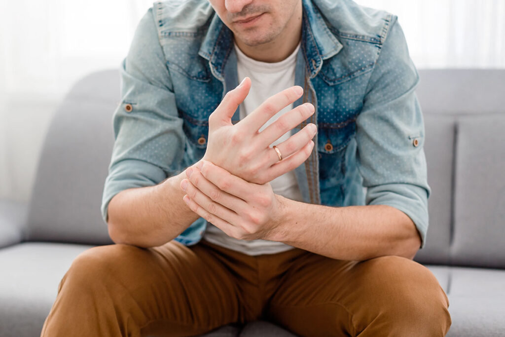 Tres señales tempranas del Parkinson que quizás no conocías

