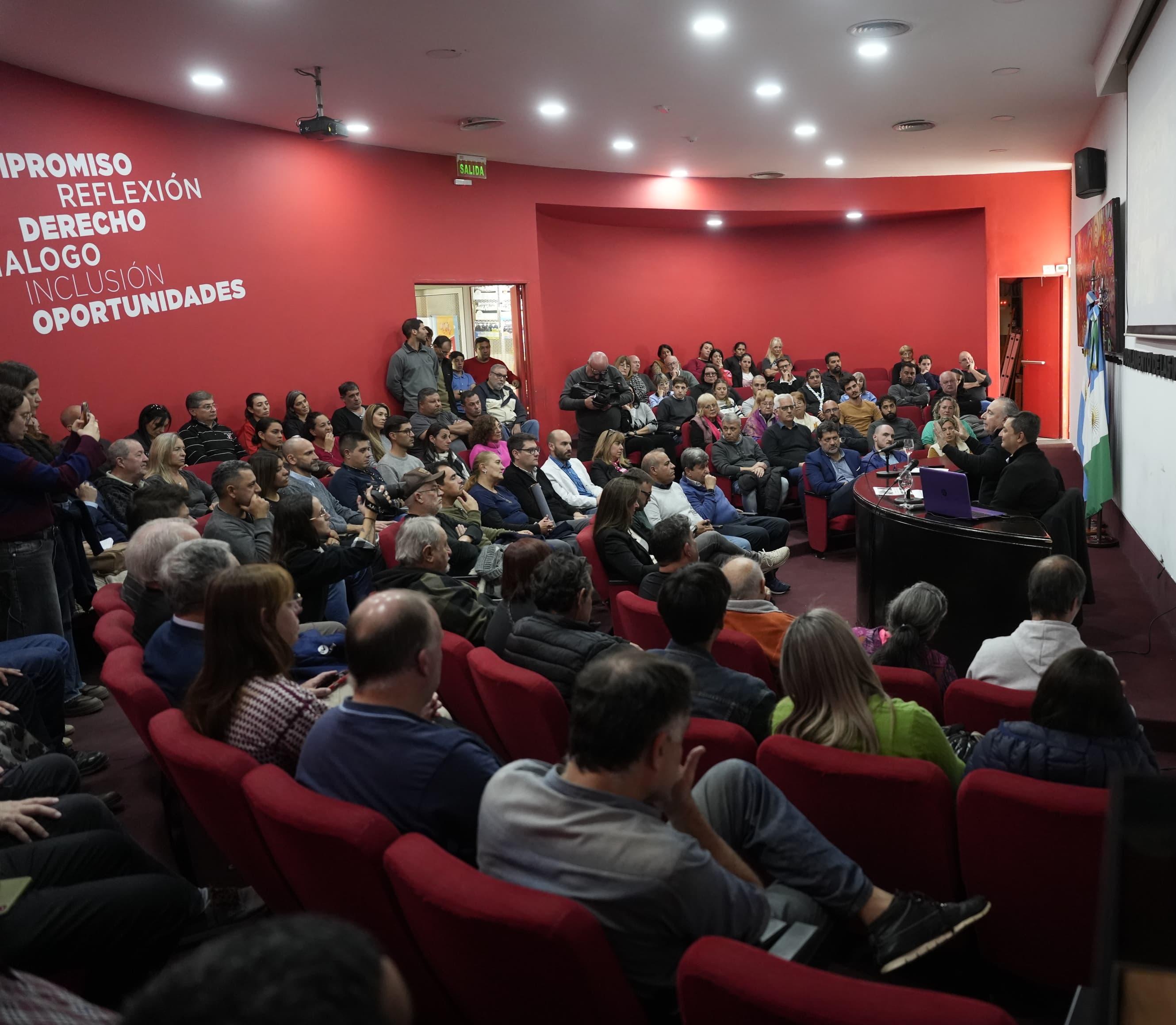 Convocan a vecinos e instituciones a presentar proyectos para el 