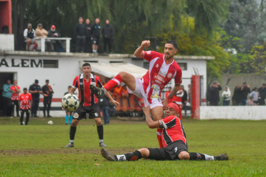 Fecha de clásicos: Alumni recibe a Alem el domingo