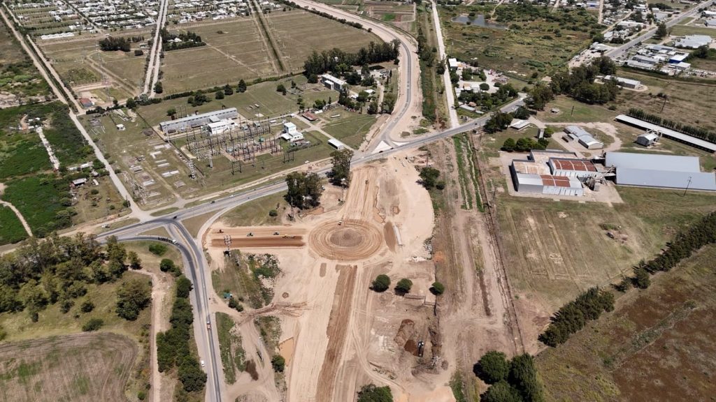 Recta final en la obra de la circunvalación: tiene 95% de avance