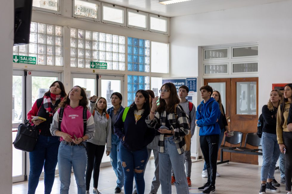 Abre la primera convocatoria para ingresar a la UNVM en 2027