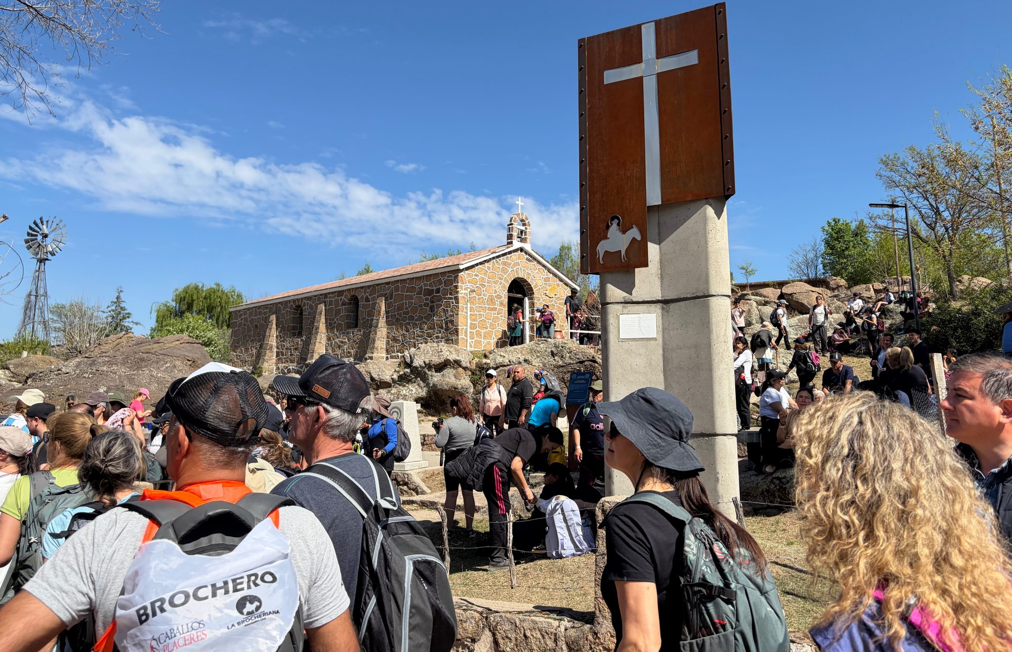 Cerca de 40 mil peregrinos reafirmaron su devoción por el santo cordobés Brochero